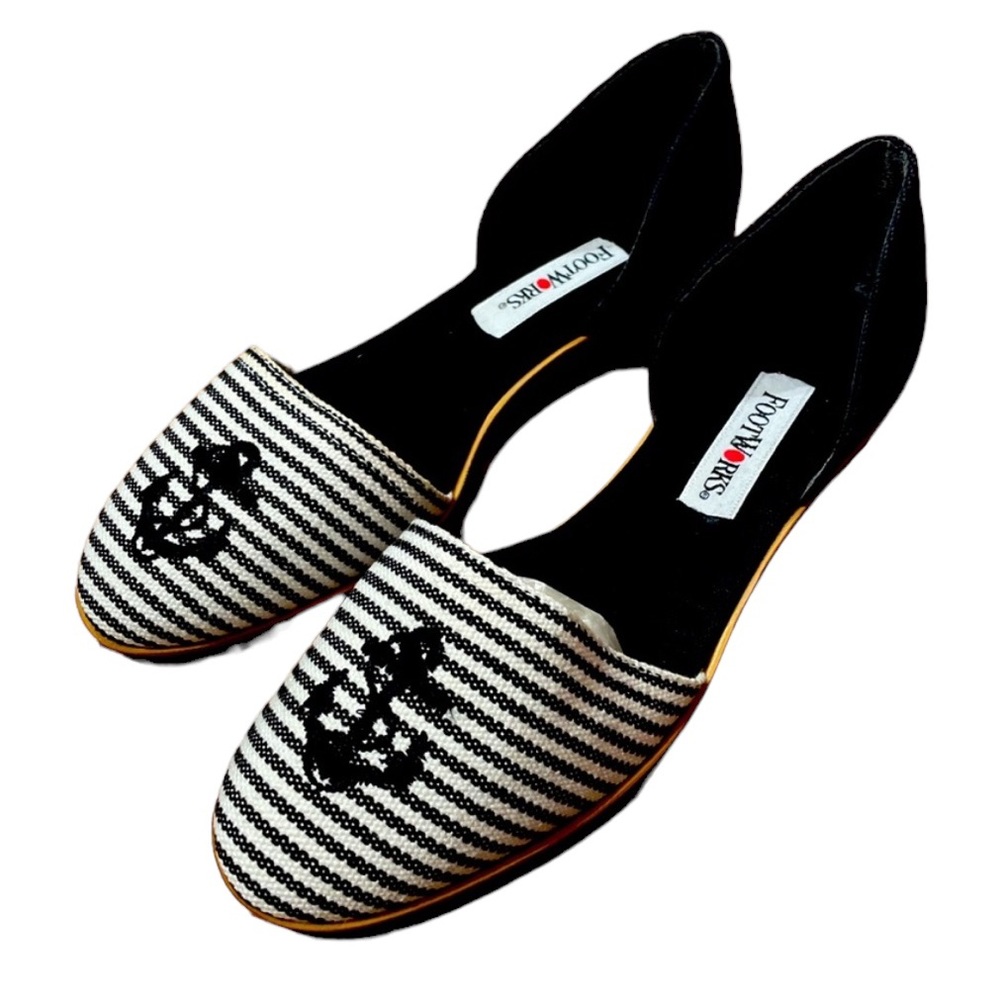 FootWorks D'orsey Flats Size 7N Black/White Stripe With Anchor Slip On
